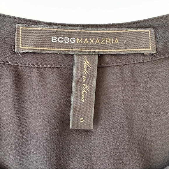 BCBG Maxazria fitted dress with short sleeves, ruffled, knee length, silk - Picture 13 of 16